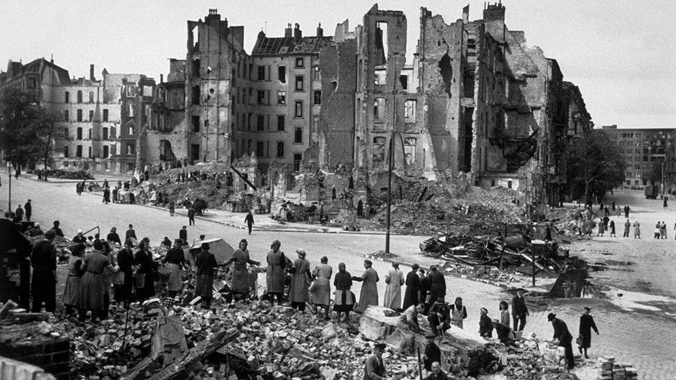 Берлин, май 1945 / BBC