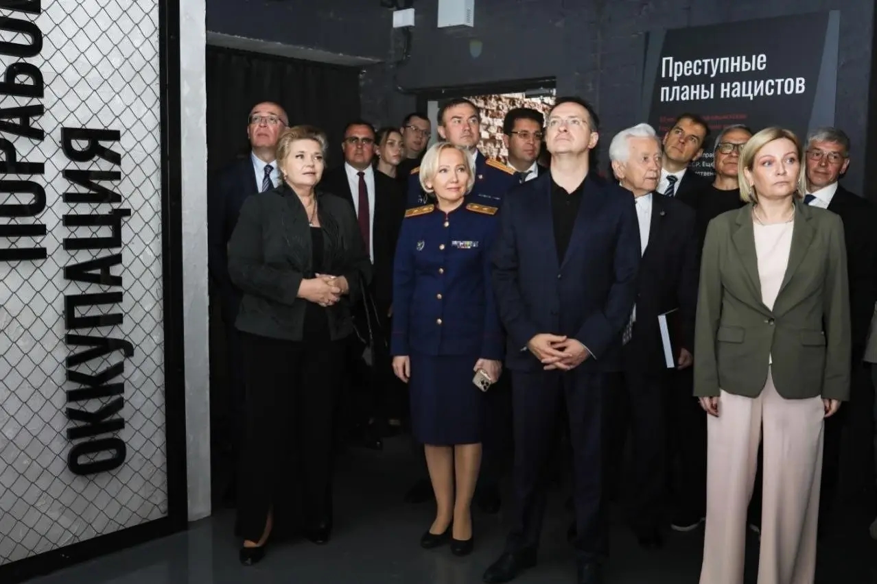 A group of Russian officials, including presidential aide and ex-Culture Minister Vladimir Medinsky, attend the opening of the “Museum of Memory of the Victims of the Genocide of the Soviet People” in Moscow. Photo: Investigative Committee of Russia