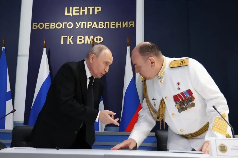 Vladimir Putin and Admiral Alexander Moiseyev. Photo: Russian presidential administration