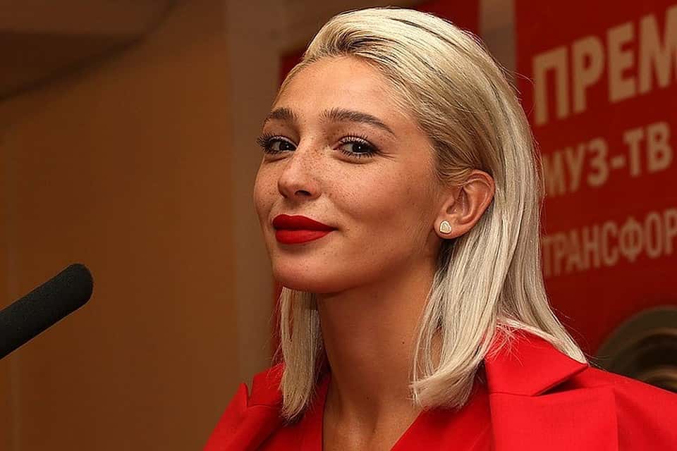 Налоговая проверяет блогершу Анастасию Ивлееву — «Ведомости»