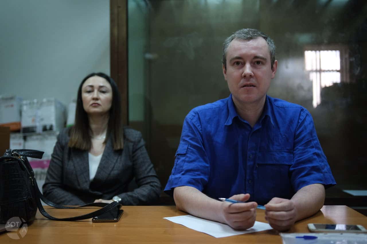 Москвича, поучаствовавшего в уличном опросе, приговорили к 5 годам колонии за «фейки» об армии