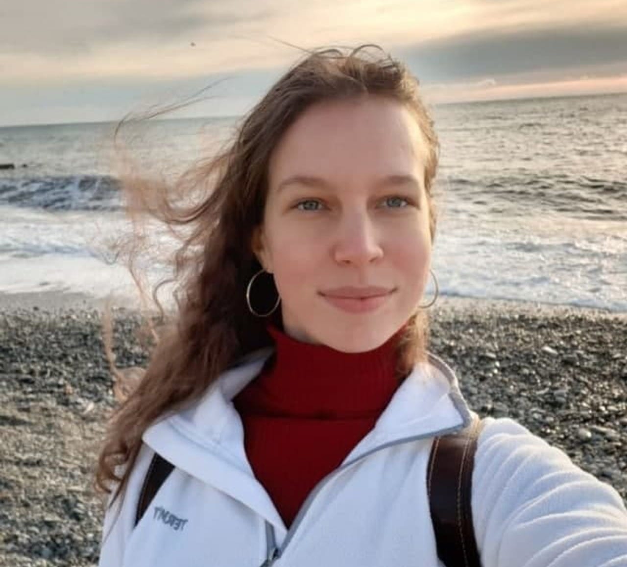 «Policemen put a bag on my head and threatened me with a taser». Navalny’s Allies Are Being Tortured By Police