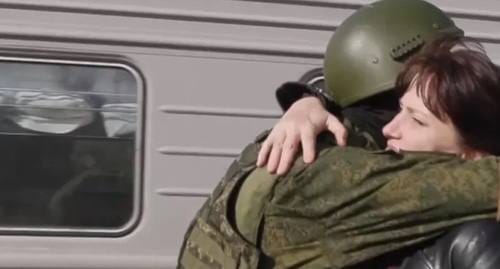 Wives of Russian draftees arrive at Ukrainian border and threaten to go to the front to rescue their husbands