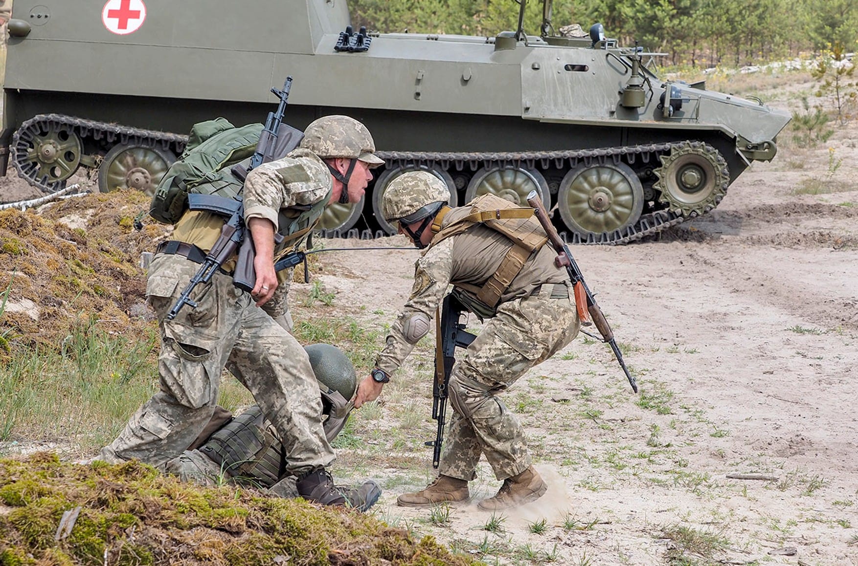 “It's not the sight of blood that scares you but the possibility of making a mistake.” Confessions of frontline medics 