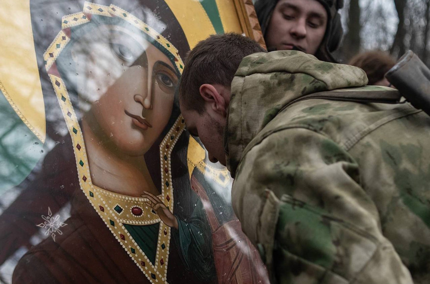 Boosting protection. How Russian military enlists mystical forces to its cause