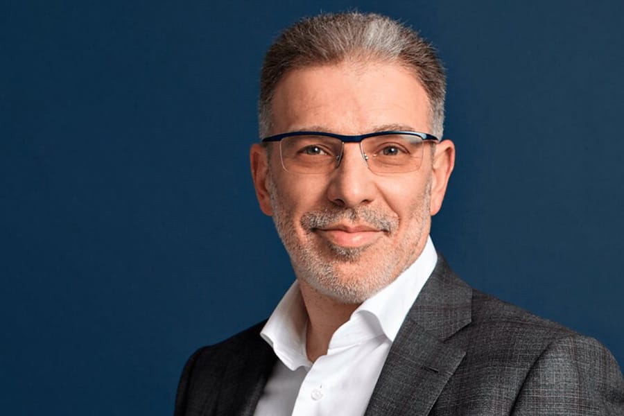 Экс-член совета директоров «Альфа-банка» и «Вымпелкома» миллиардер Сергей Мацоцкий заочно арестован по обвинению в даче взятки