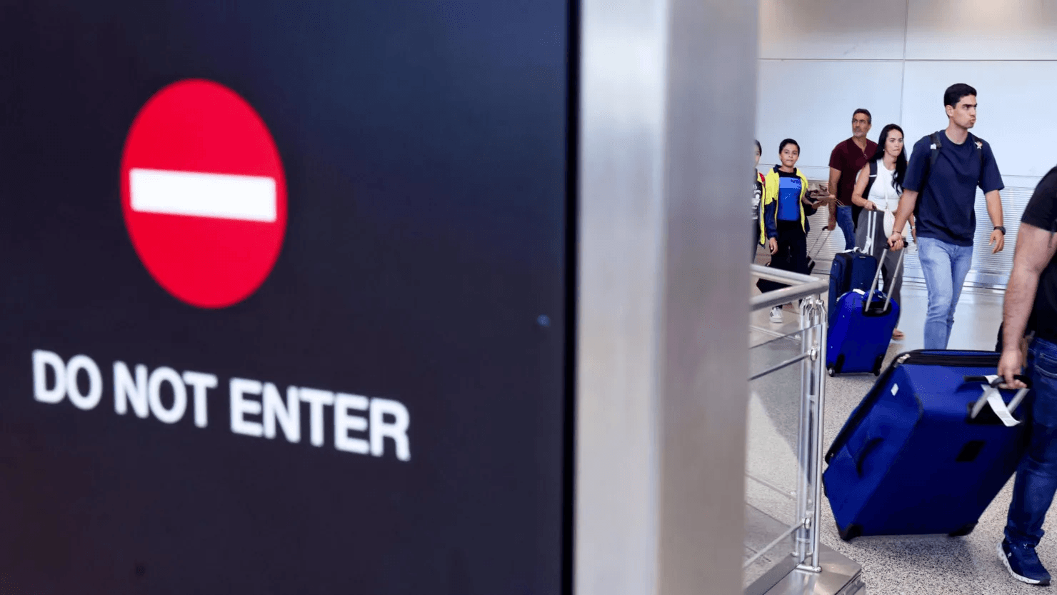 США приостановили рассмотрение иммиграционных запросов от граждан из 19 развивающихся стран