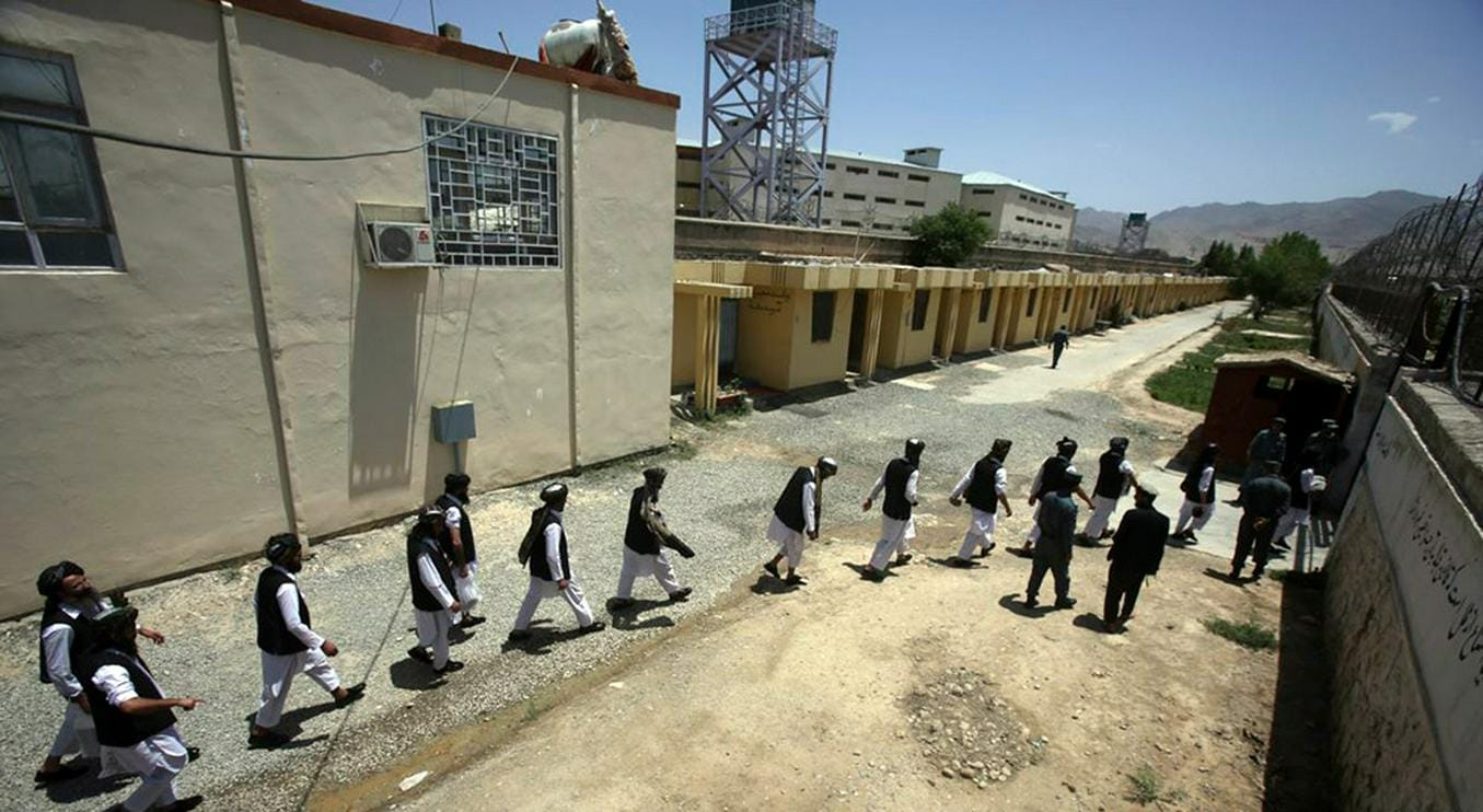 В ожидании Джо. Аркадий Дубнов о том, как в Афганистане начинаются мирные переговоры. Или не начинаются