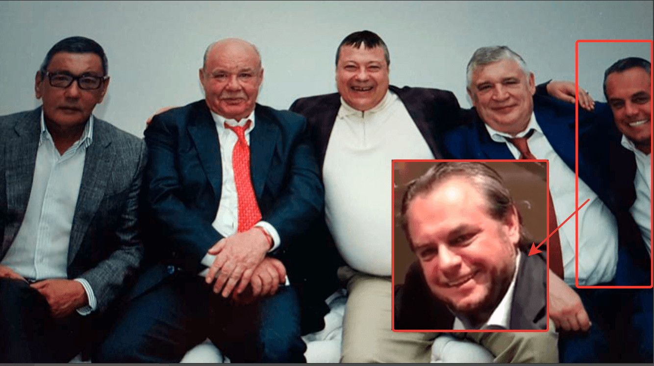 «Главный похоронщик». Пятым человеком на фото лидеров Солнцевской ОПГ оказался фигурант расследования Голунова