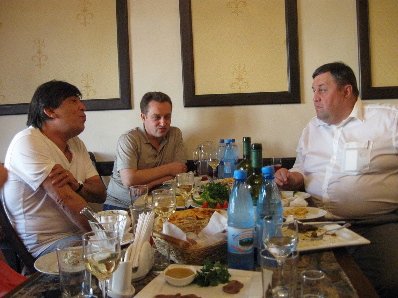 Colonel Maksimov (right)