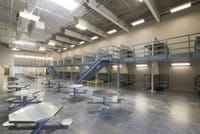 Обстановка в центрах содержания мигрантов в США