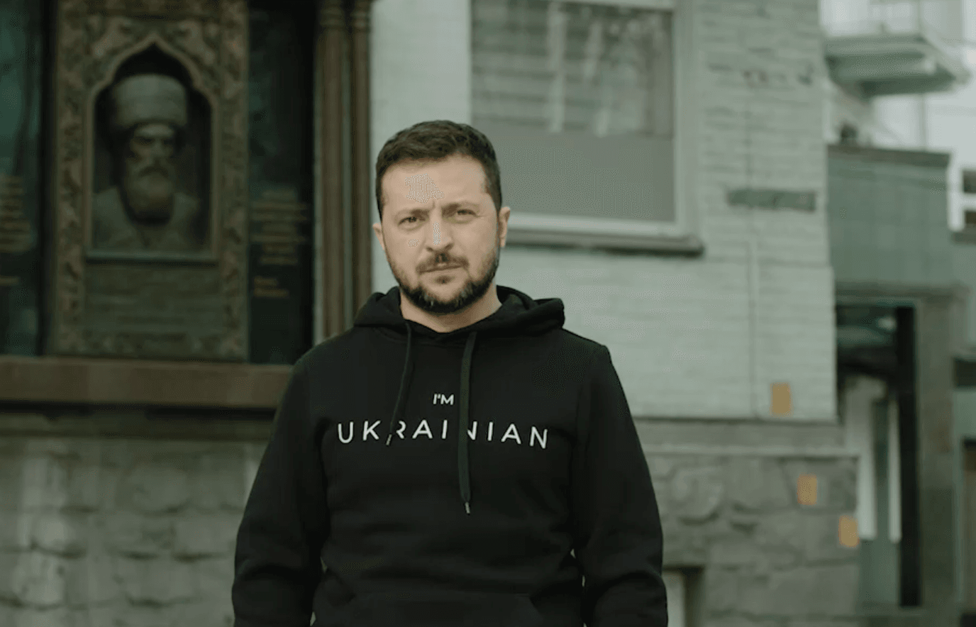 «Дагестанцы, чеченцы, ингуши и другие народы не должны погибать в позорной войне». Зеленский обратился к народам России