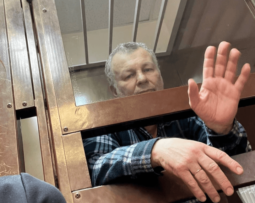 Активиста Михаила Кригера арестовали на два месяца, его обвиняют в оправдании терроризма за пост в Facebook 2020 года