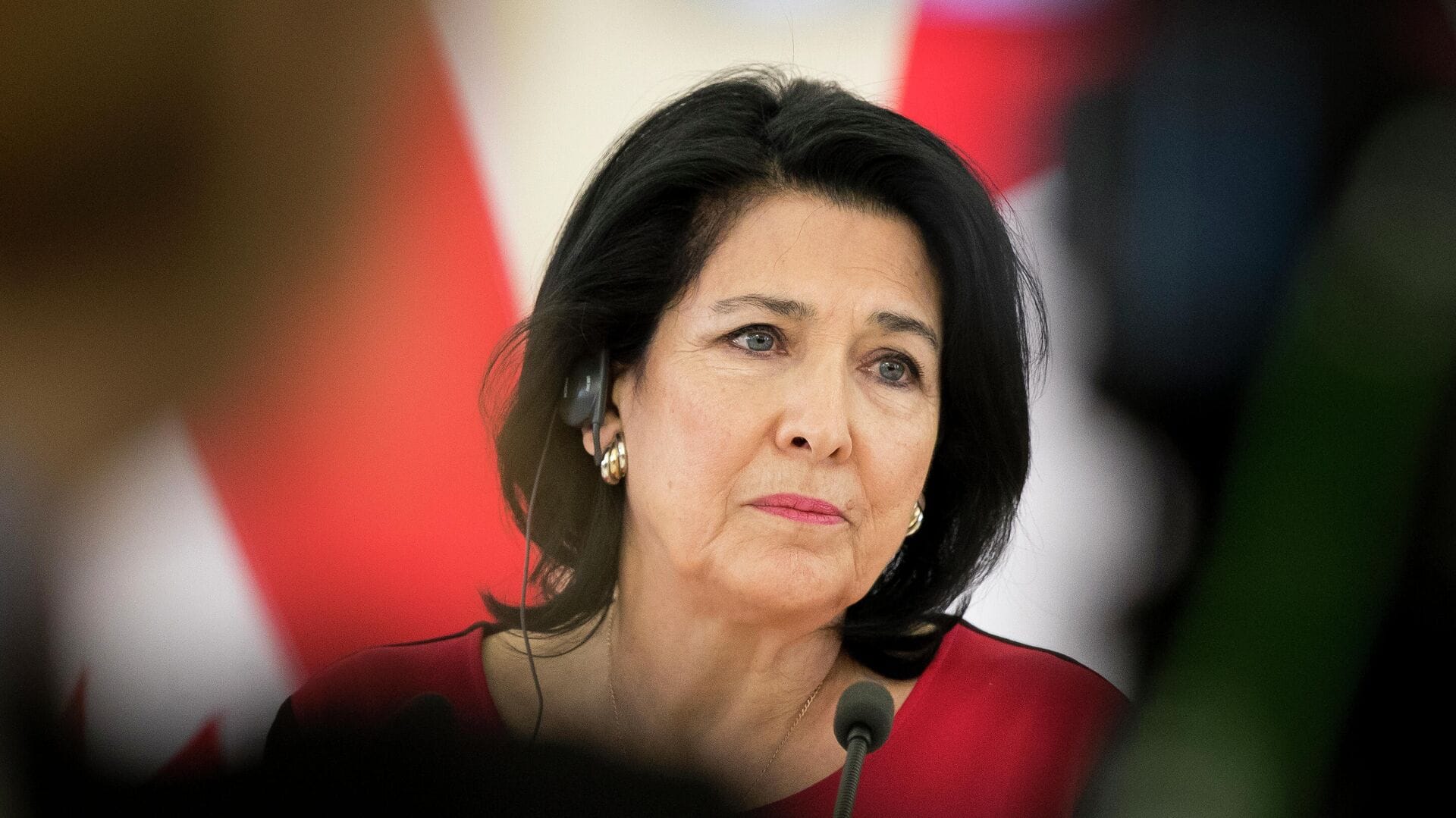 Президент Грузии требует включить в договор по итогам войны в Украине вывод российских войск из Абхазии и Южной Осетии