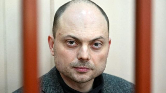У Владимира Кара-Мурзы после пребывания в карцере началось онемение конечностей