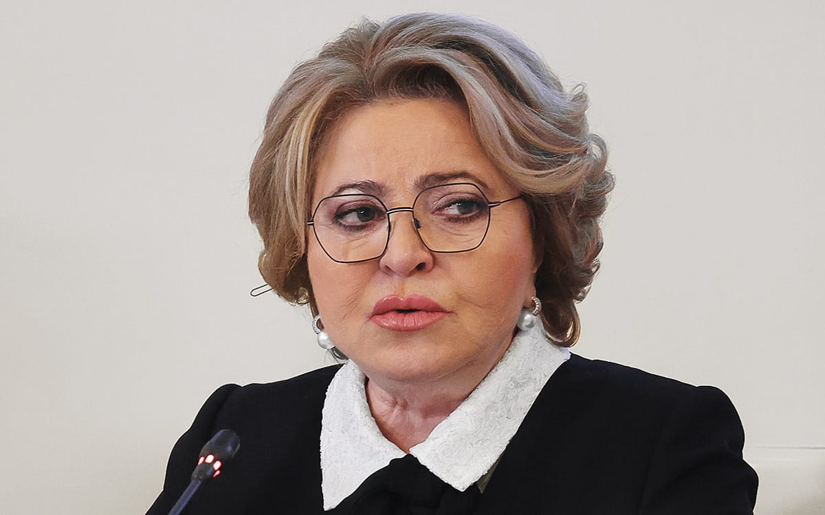 Матвиенко назвала «гуманизацией» новые поправки, отменяющие гражданские права уклонистов