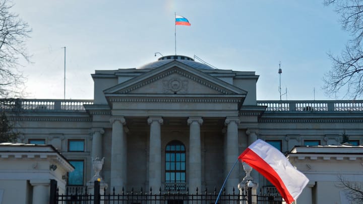 AP: Российскому послу в Польше вручили ноту протеста за слова Павла Астахова об убийстве польского посла