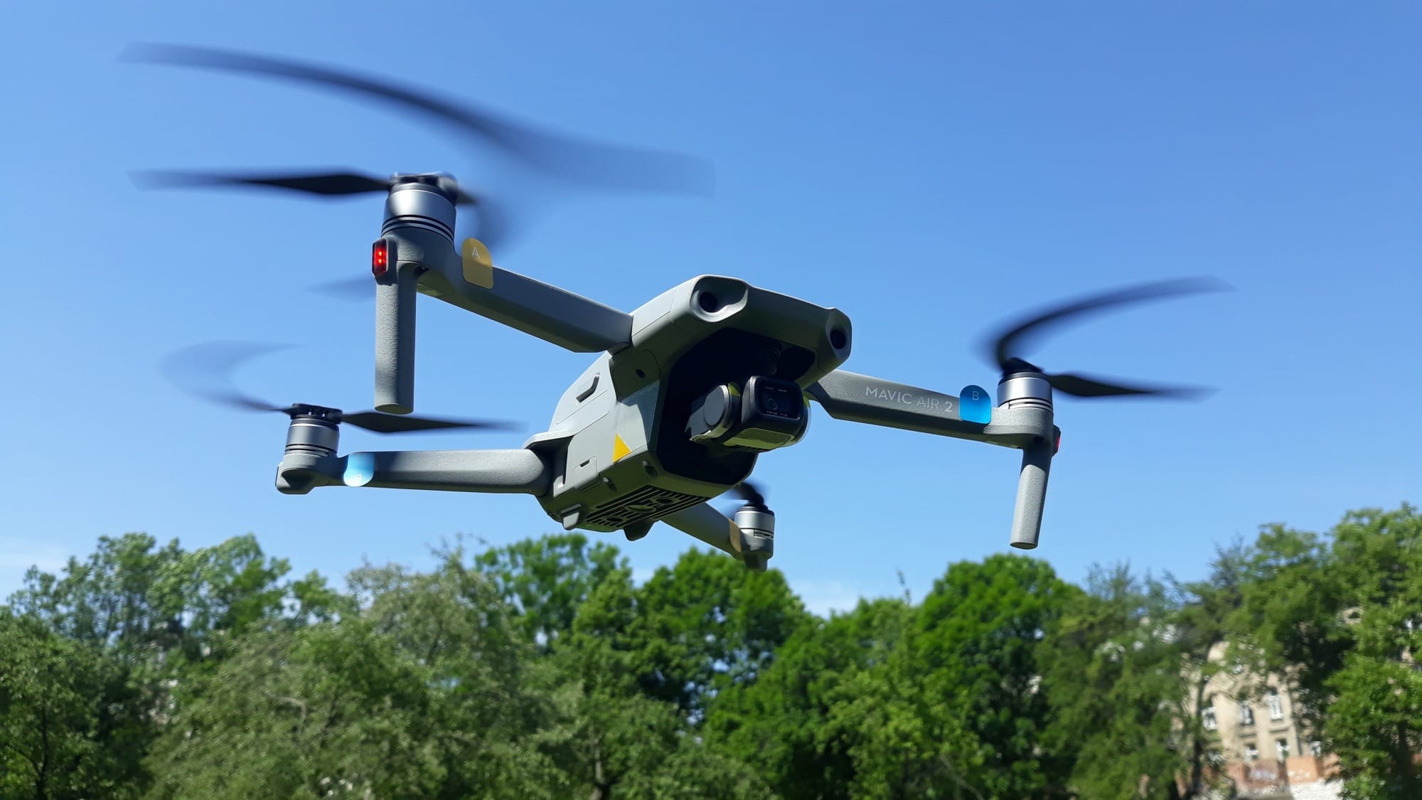 Казахстан поставляет в Россию чипы и дроны в обход санкций — «Важные истории», OCCRP, Der Spiegel