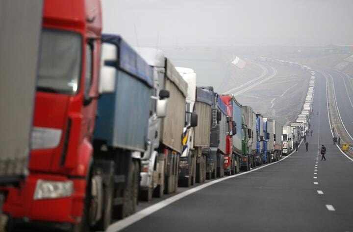 Польша запретила российским и белорусским грузовикам пересечение польской границы с 1 июня