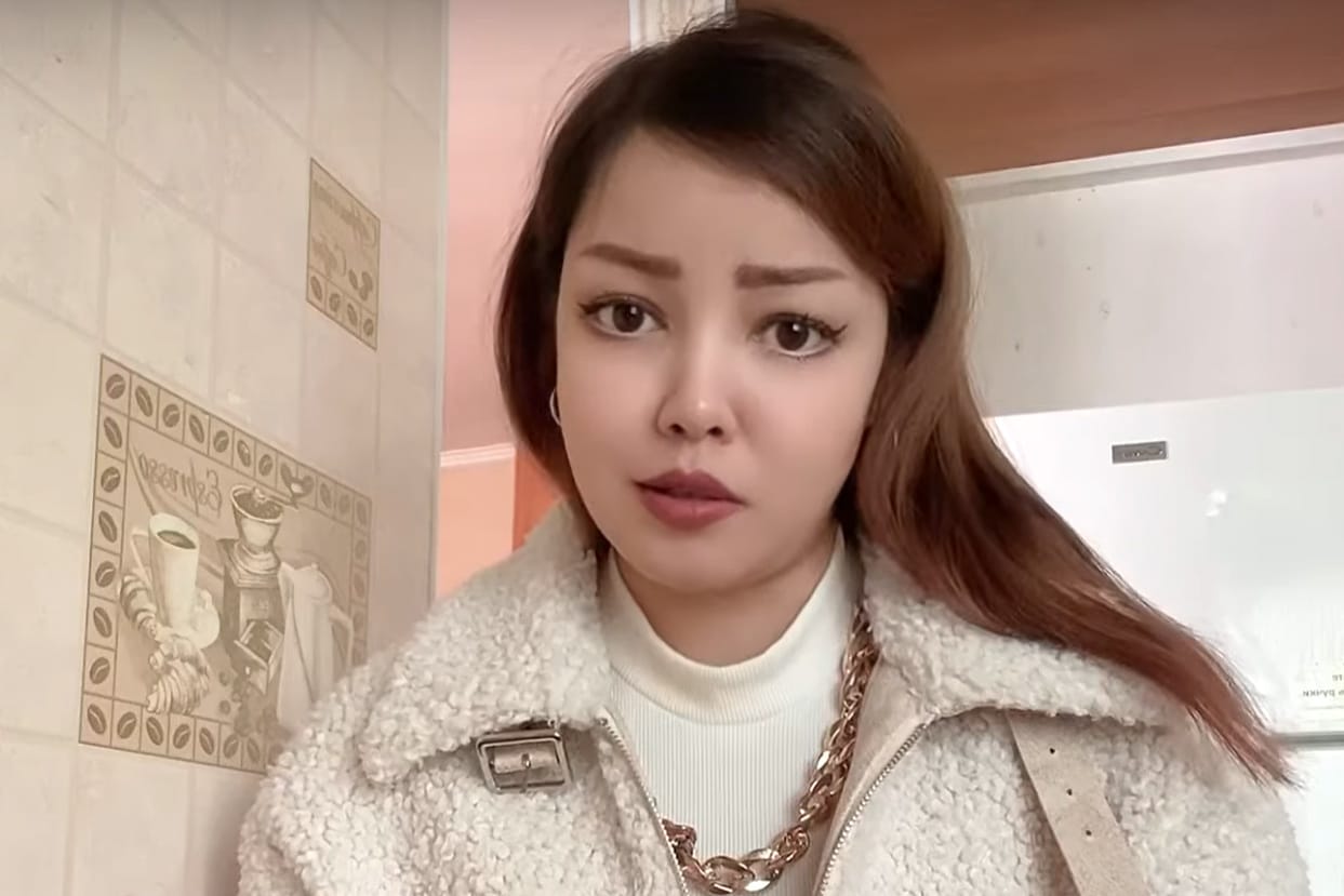 Российский суд отменил решение о высылке афганской журналистки Кобры Хассани из РФ на родину, где ей грозит смертная казнь