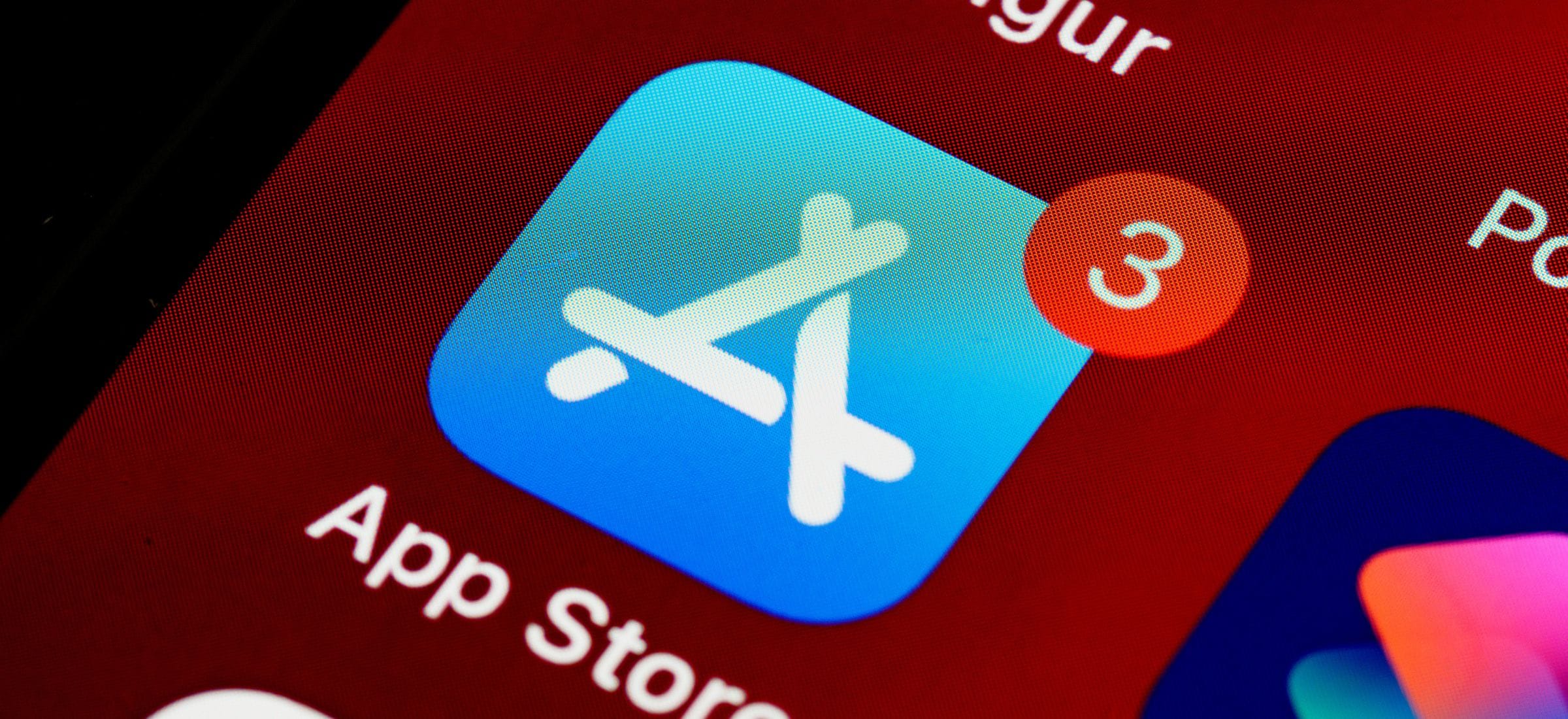 Apple удалила все приложения «Радио Свободы» из российского AppStore за «незаконный контент»