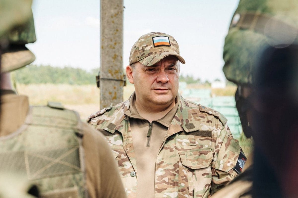 Экс-губернатор Курской области Смирнов обвиняется в мошенничестве на 1 млрд рублей. Вместе с ним задержан его бывший заместитель