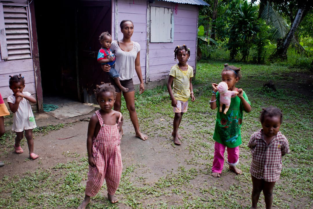 Рождение бедности: опыт Доминиканской Республики показал, что поощрение подростковой беременности приводит к росту смертности и нищеты