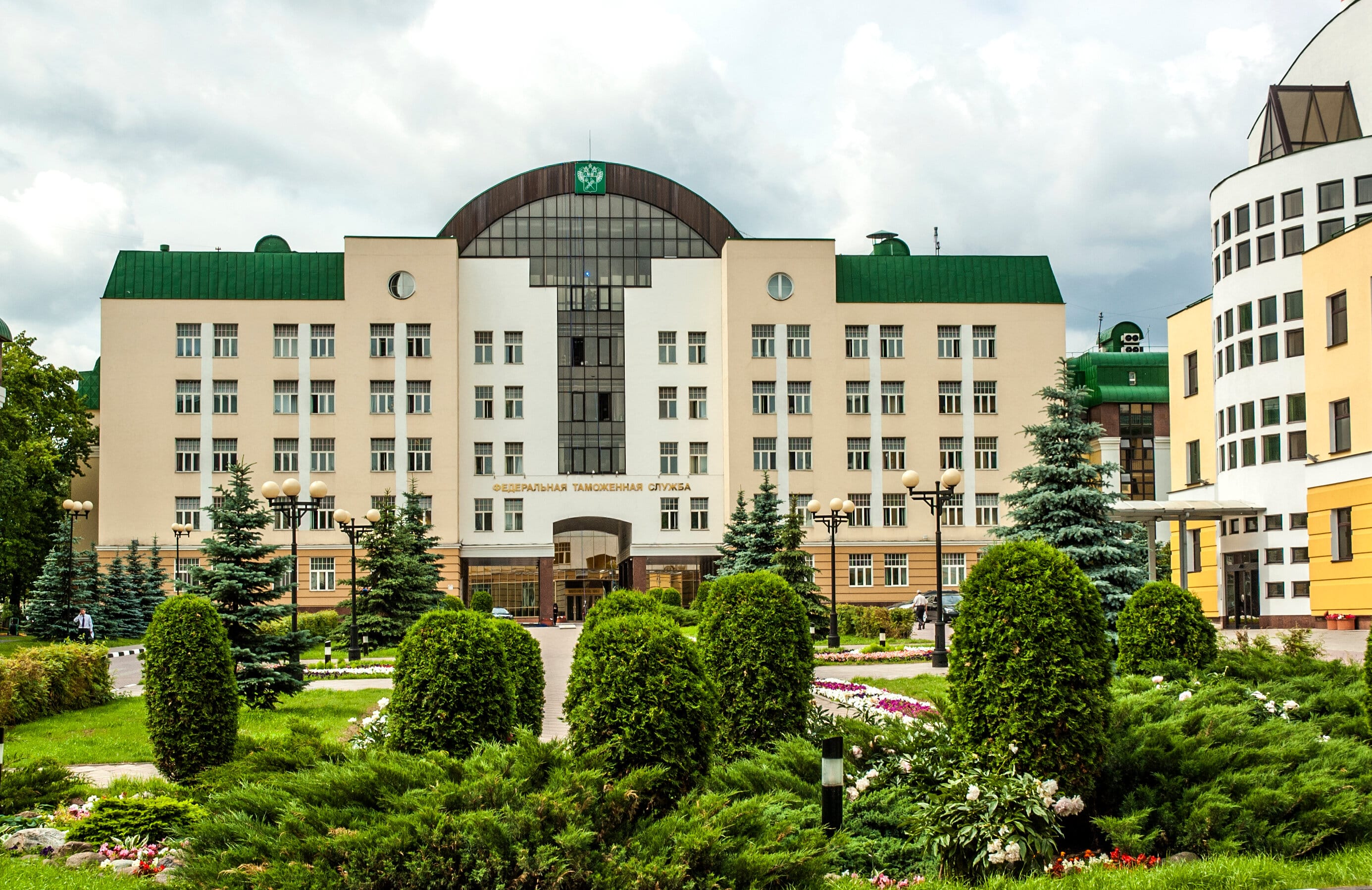 Kremlin customer service: The Insider identifies the top 30 customs brokers facilitating sanctioned imports to Russia