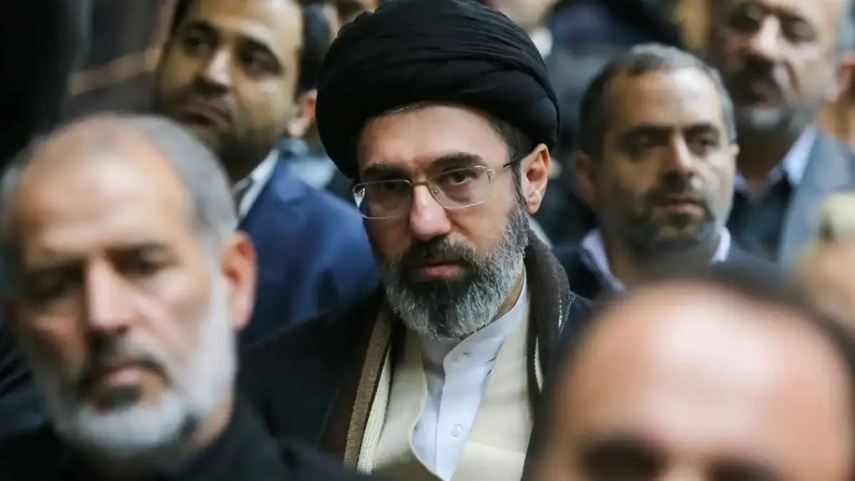 Верховный лидер Ирана Моджтаба Хаменеи в первом обращении анонсировал удары по американским базам и продолжение блокады Ормузского пролива
