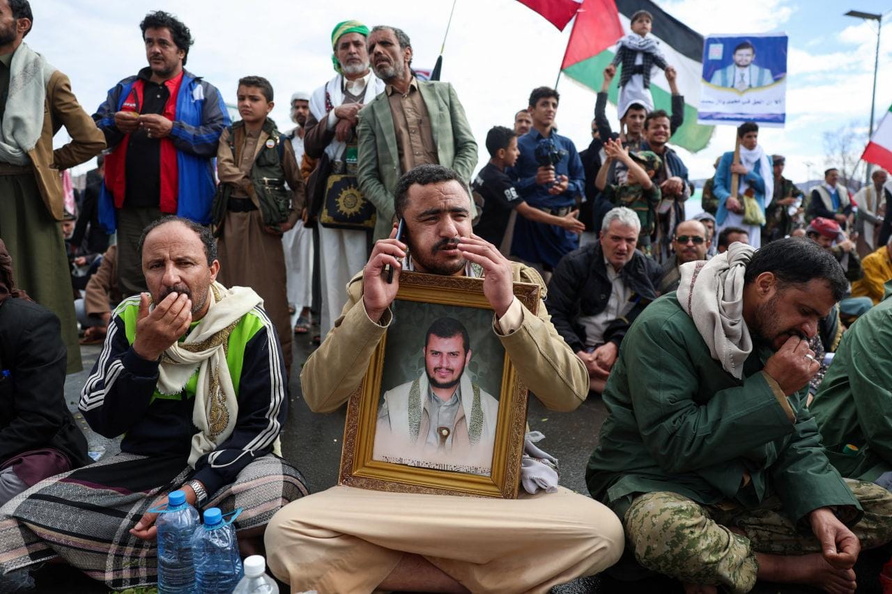 Йеменские хуситы заявили, что готовы присоединиться к войне на стороне Ирана. Израиль зафиксировал пуск ракеты из Йемена