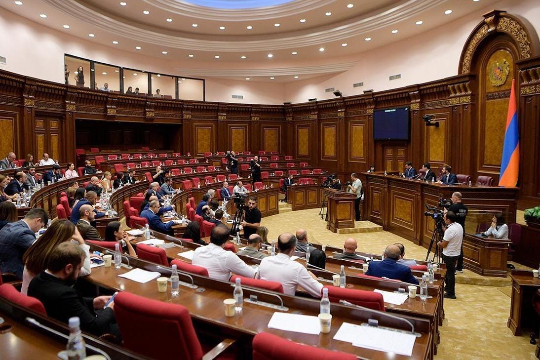 Armenia’s Pashinyan wins election but fails to secure constitutional majority, faces risk of new escalation with Azerbaijan