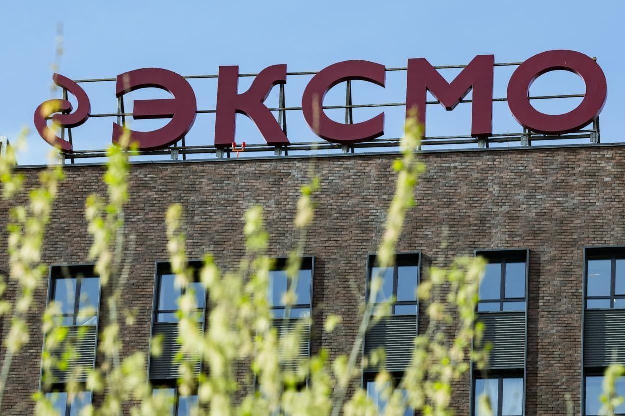 Eksmo’s head of sales sentenced to four-year suspended term in LGBT book case following testimony from colleague