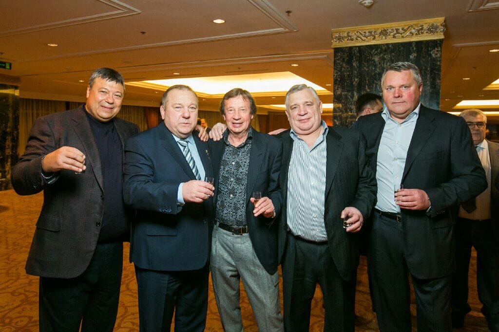 Испанское следствие: главный тренер Локомотива Сёмин и депутат Шаманов связаны с Солнцевской ОПГ