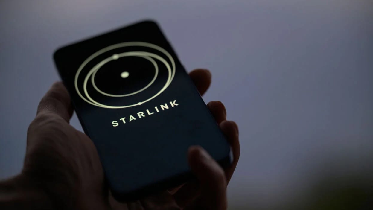 Starlink разрабатывает телефон с постоянным подключением к спутниковому интернету в любой точке мира — Reuters