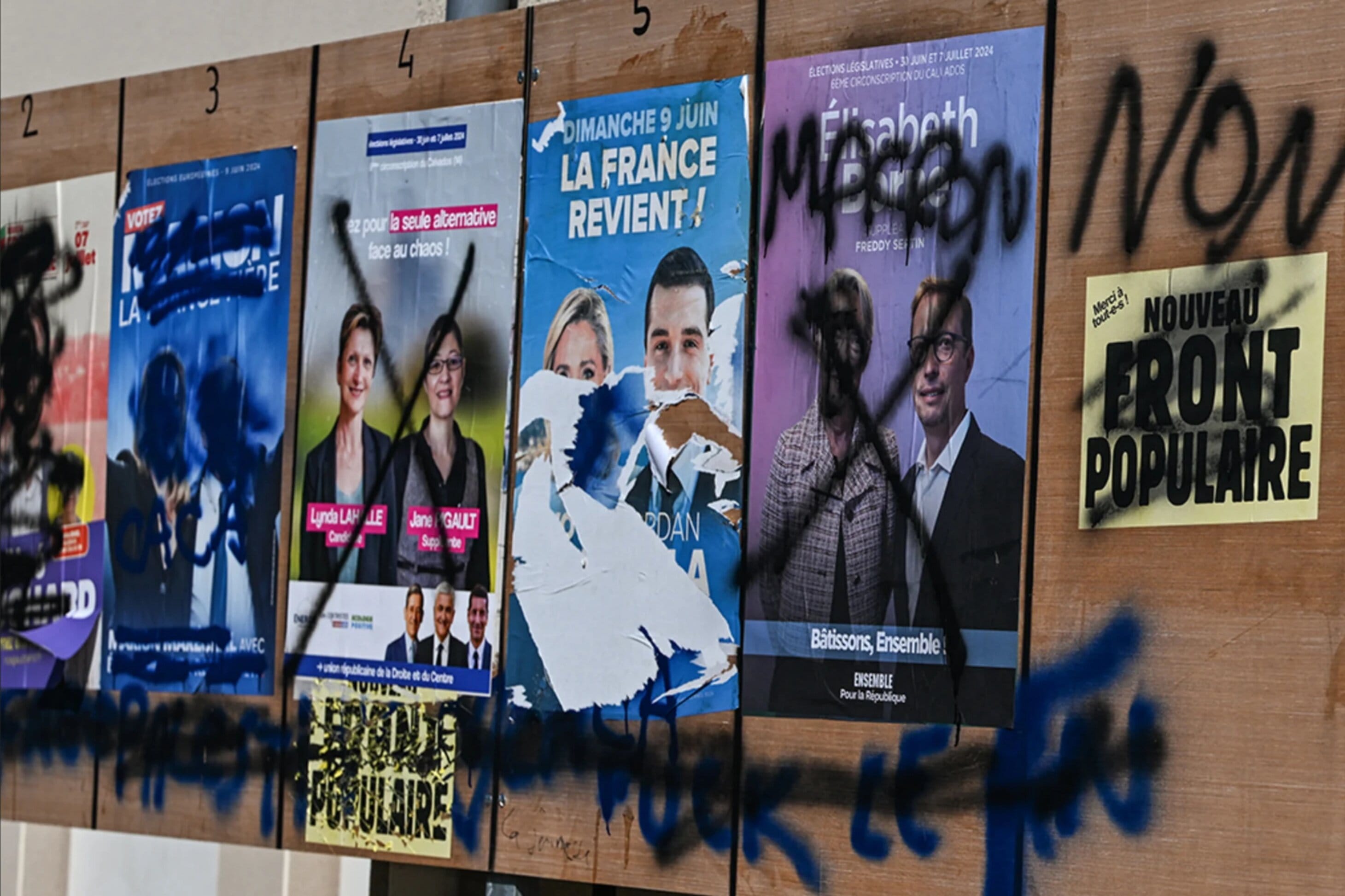 Фейк «Вестей»: 77% французов считают демократические выборы бесполезными