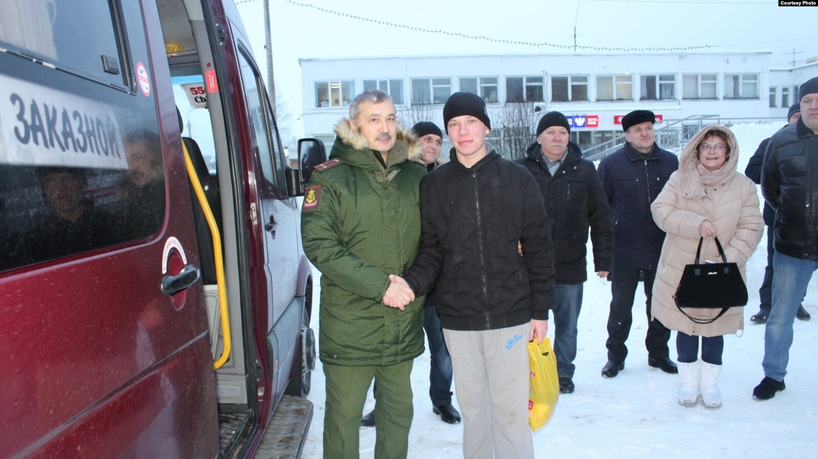 Image from gallery