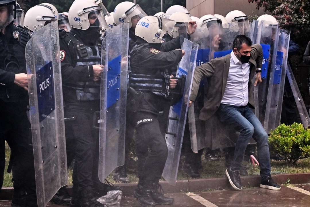 Police played a decisive role in the intra-party conflict