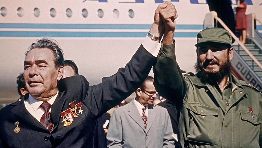 Leonid Brezhnev and Fidel Castro