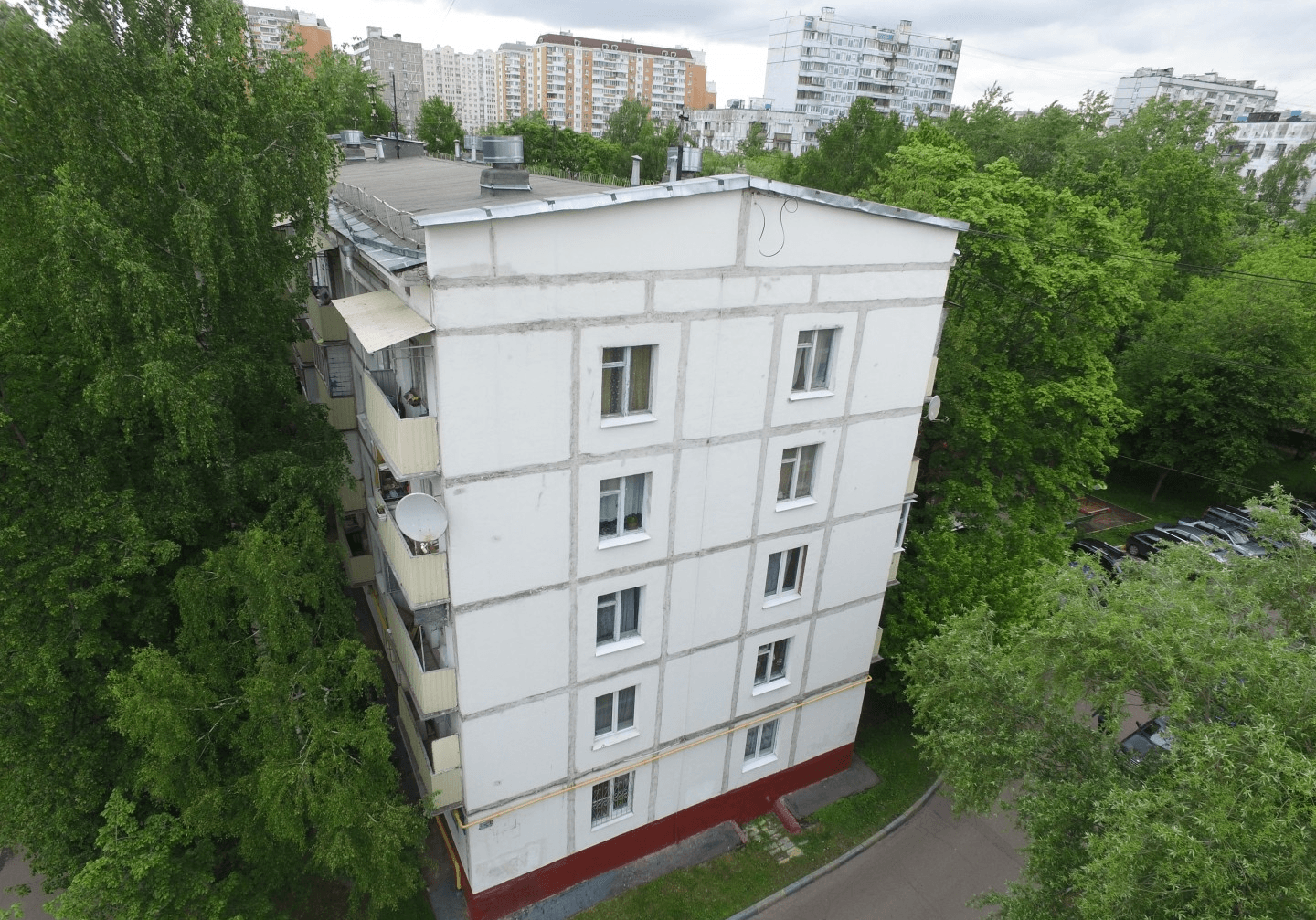 В Москве эвакуировали жилой дом после отравления семьи неизвестным веществом — Baza