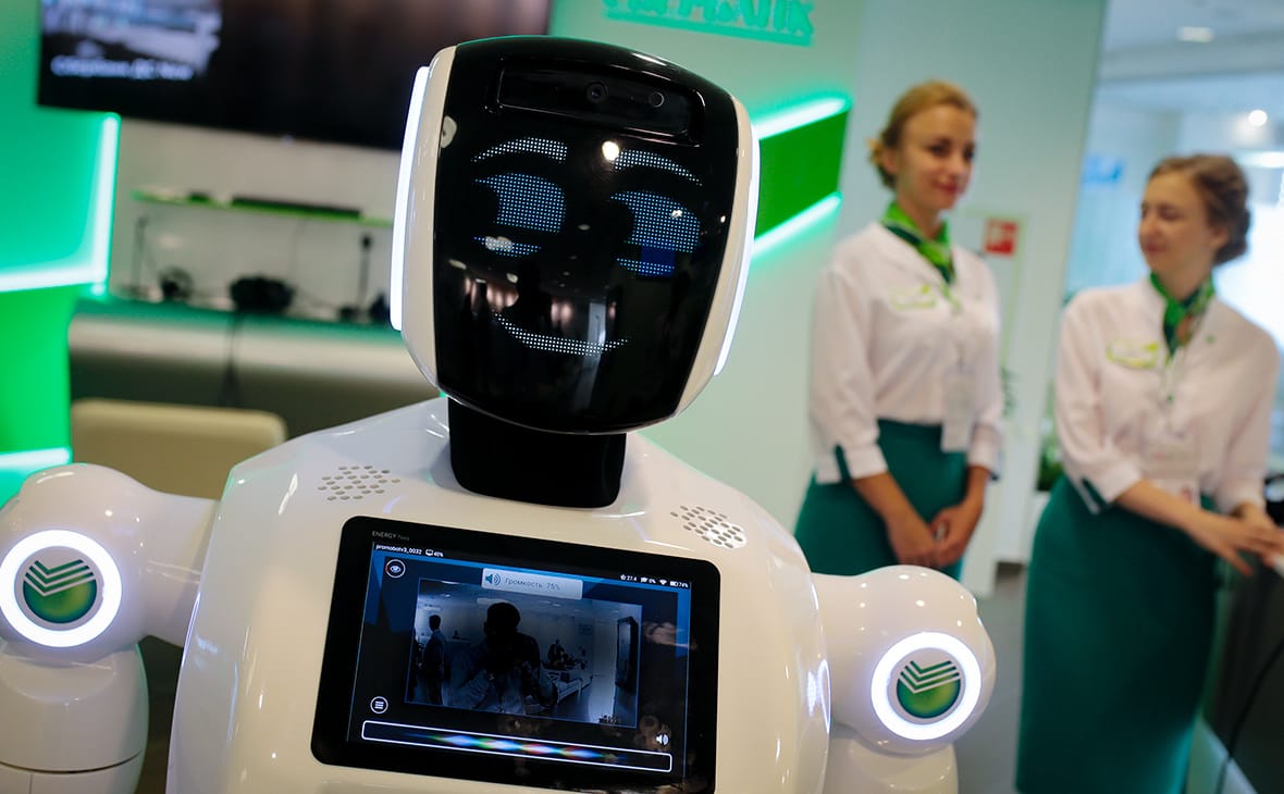 В Москве призывника вычислили по камерам Сбера, силовики забрали его в военкомат