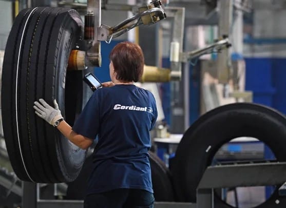 Французская компания A.Raymond Group, производящая автомобильные компоненты, продала свой российский бизнес холдингу «Кордиант»