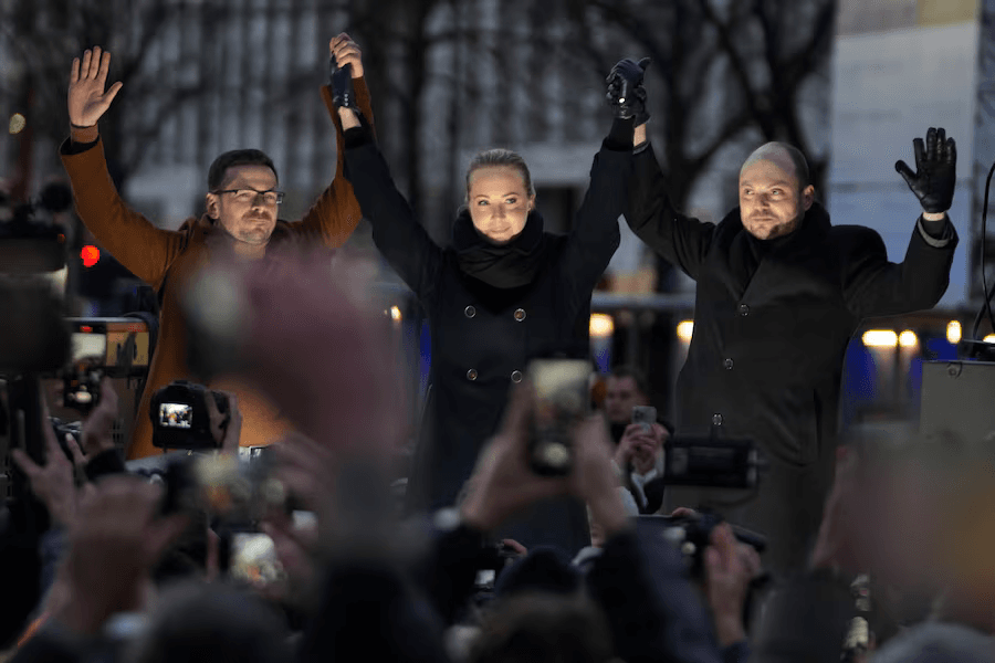 Prominent Russian dissidents Kara-Murza, Navalnaya, and Yashin ask Canada to take in compatriots facing deportation from the U.S.