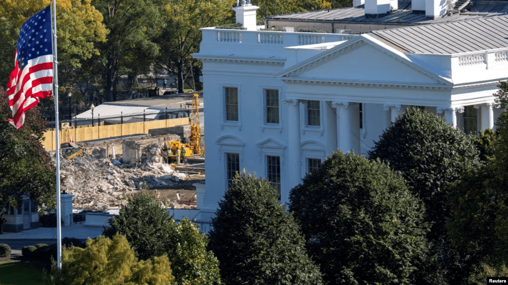 Администрация Трампа скрыла часть спонсоров перестройки Белого дома. Среди них Nvidia и медицинские компании — WSJ