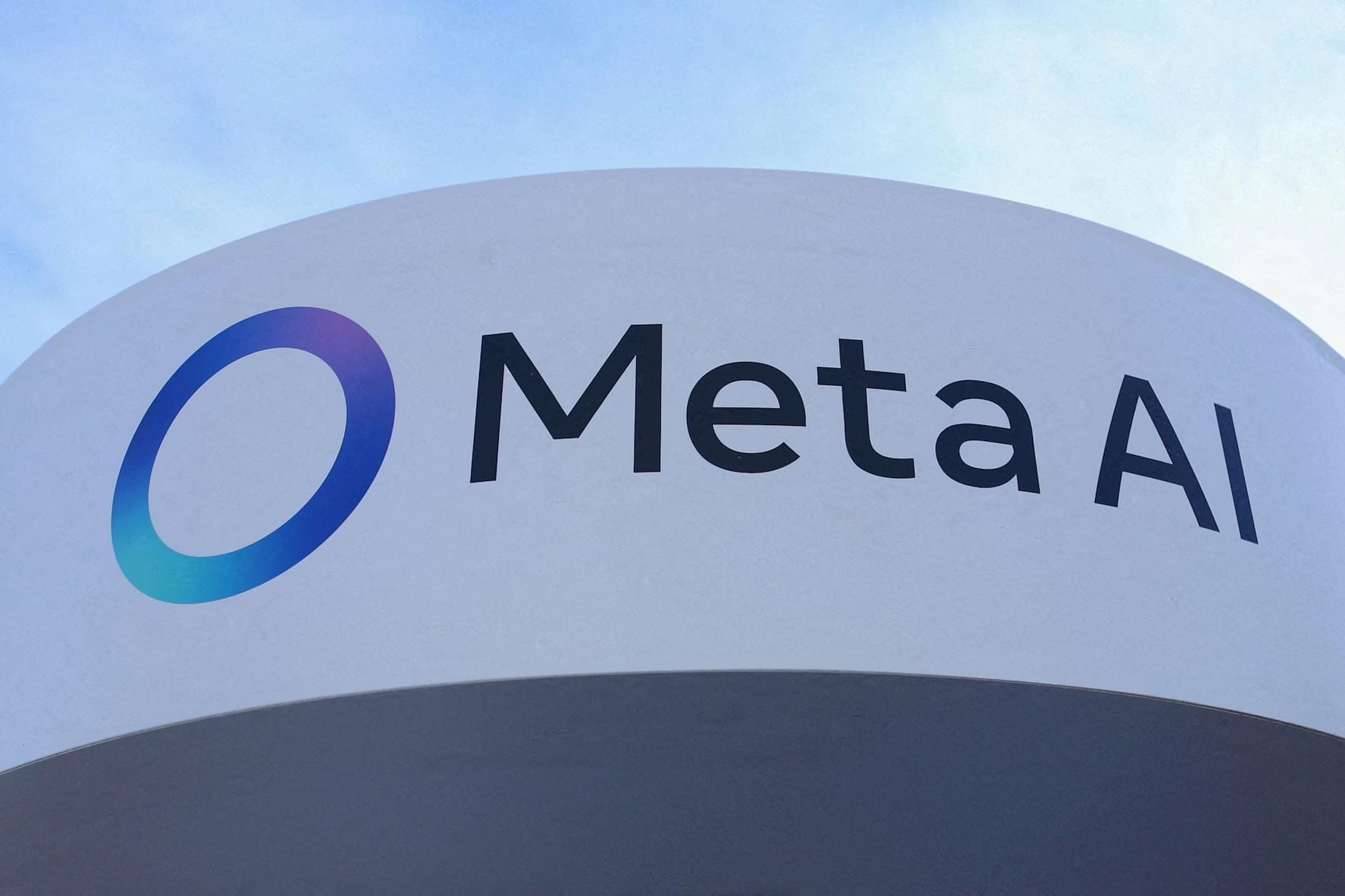 Хакеры получили доступ к популярным аккаунтам в Instagram через чат-бот Meta
