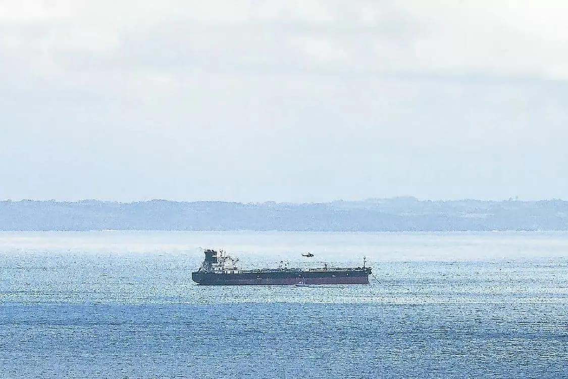 France fines owner of detained “shadow fleet” tanker Tagor €1 million for lack of flag as ship resumes voyage