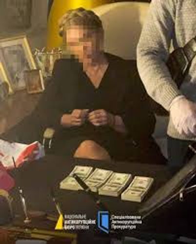 Женщина на записи говорит по-русски: «…мы хотим грохнуть это большинство»