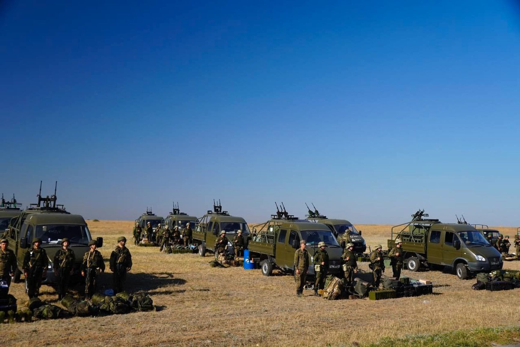 Российская мобильная огневая группа на учебном полигоне