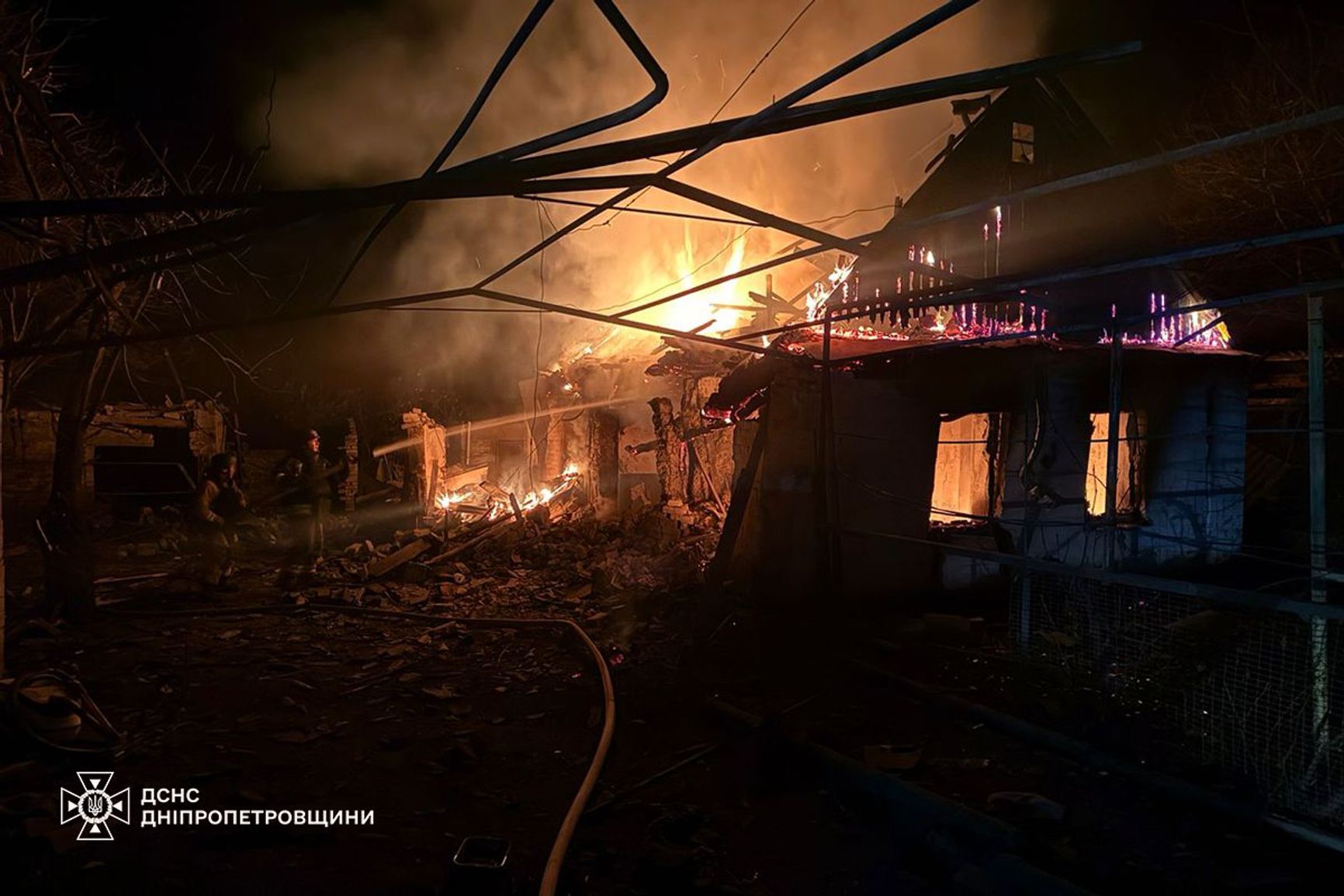 Последствия российского налета на Днепропетровскую область в ночь на 15 ноября 2025 года