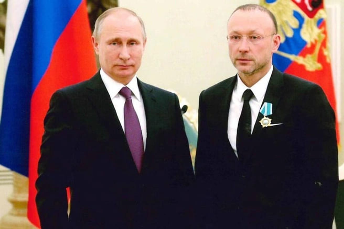 Путин вручает Алтушкину орден Дружбы, 2017 год