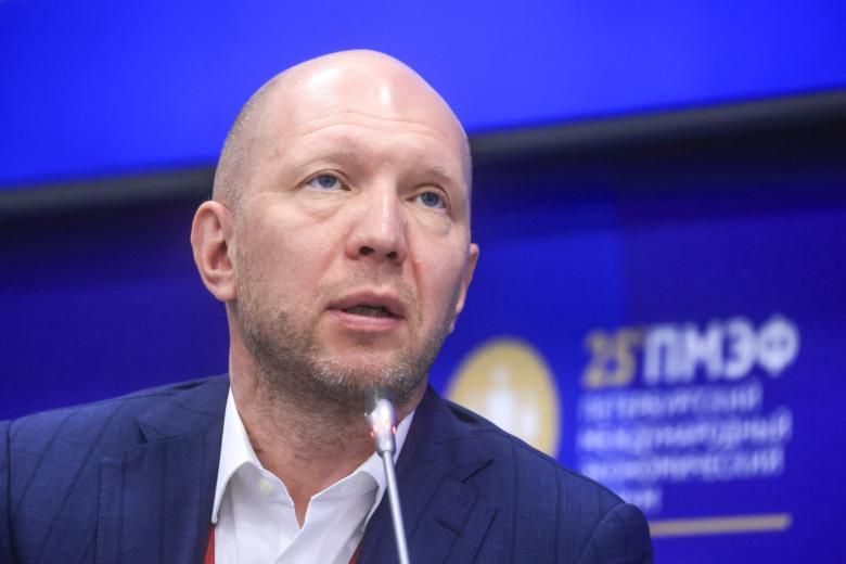 Anatoly Kuzichev, host of the talk show Vremya Pokazhet (lit. “Time Will Tell”) on Channel One.